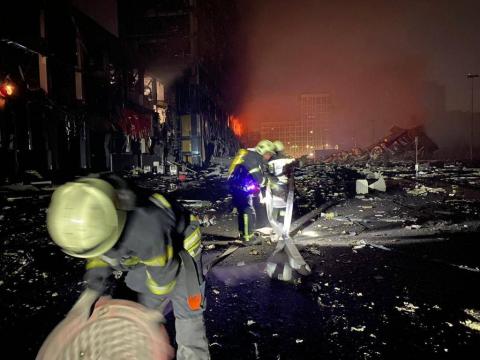 Rescuers eliminate a strong fire on the territory of one of the shopping centers in Podolsky district of Kyiv
