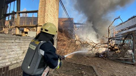 In the Obolonskyi district of Kyiv, as a result of enemy shelling, a truck and two buildings were engaged