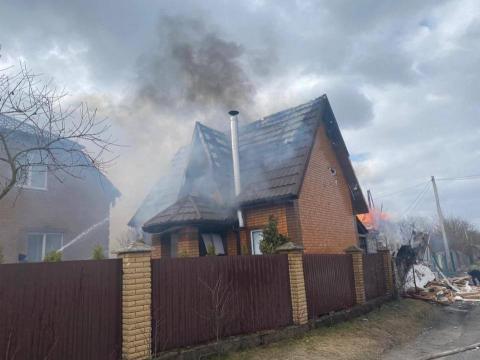 On March 27, Russian troops struck residential buildings in one of the settlements in the Bucha district