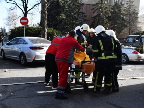 On March 29, at about 08:45 in Mykolayiv, as a result of shelling and hitting a nine-storey administrative building