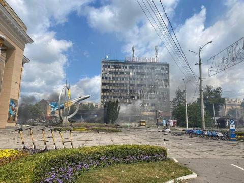 Rocket attack in Vinnytsia. Previously, 3 rushist rockets were aimed at a building with office premises