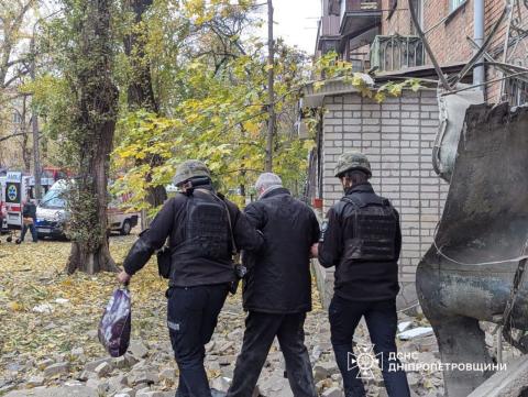 russian Missile Strike Hits Kryvyi Rih, Damaging Residential Building and Leaving Several Injured