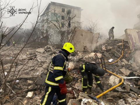 Poltava: Russia Strikes Residential Building with Missile