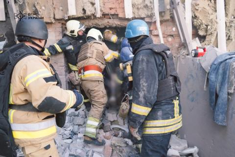 Tragedy in Izium: Rescue Operation Continues After russian Missile Strike