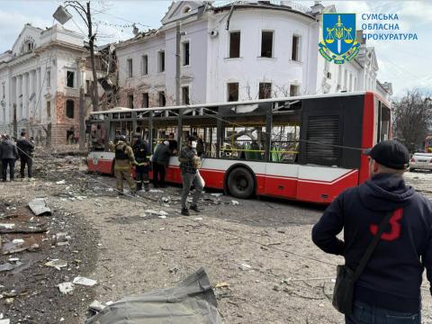 Missile Horror in Sumy: russia Targets Ordinary Life on Palm Sunday