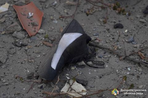 russian overnight attack on Dnipro kills 2, injures 27