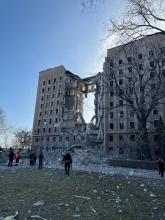 On March 29, at about 08:45 in Mykolayiv, as a result of shelling and hitting a nine-storey administrative building