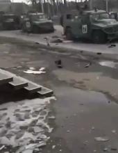 A column of ruSSian vehicles broke into Kharkov