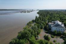 Occupiers in a panic blew up the dam of the Kakhovsky Reservoir - this is an obvious terrorist attack and a war crime